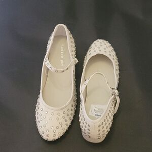 BRAND NEW MADDEN GIRL MARY JANE STYLE STUDDED LOW BLOCK HEEL SHOE R3
